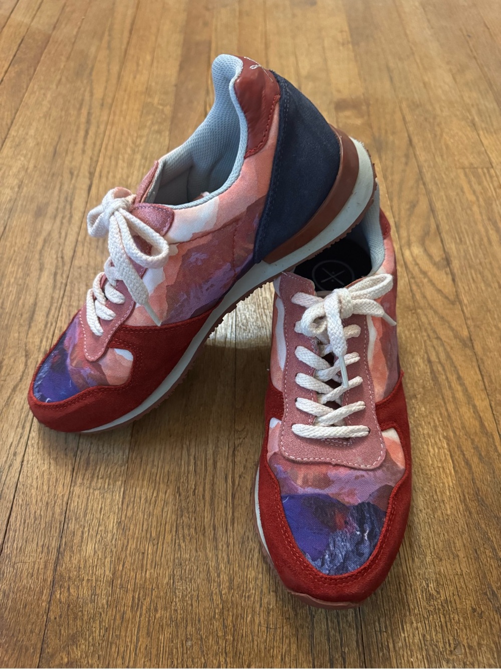 Inkkas “Andes” Joggers Women's Sneakers - size 41